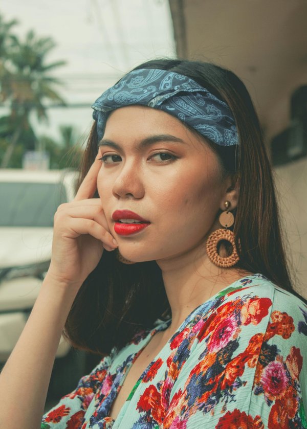 Les serre-têtes tendance pour sublimer votre look